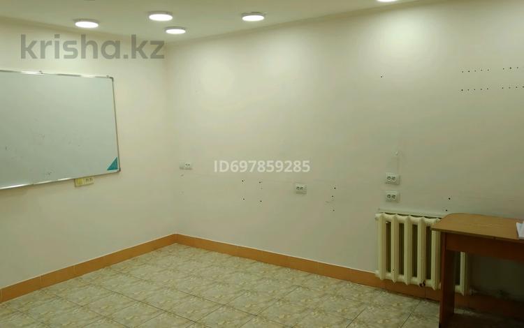 Салоны красоты · 30 м² за 14 млн ₸ в Талдыкоргане, мкр Самал — фото 2