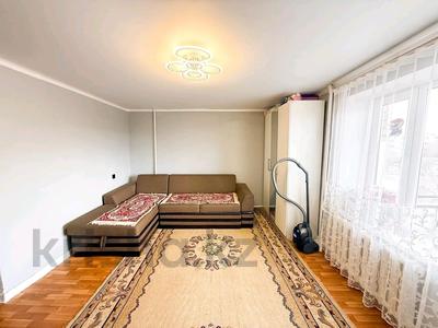 1-комнатная квартира · 33.5 м² · 4/5 этаж, самал 8 за 12.5 млн 〒 в Талдыкоргане, мкр Самал