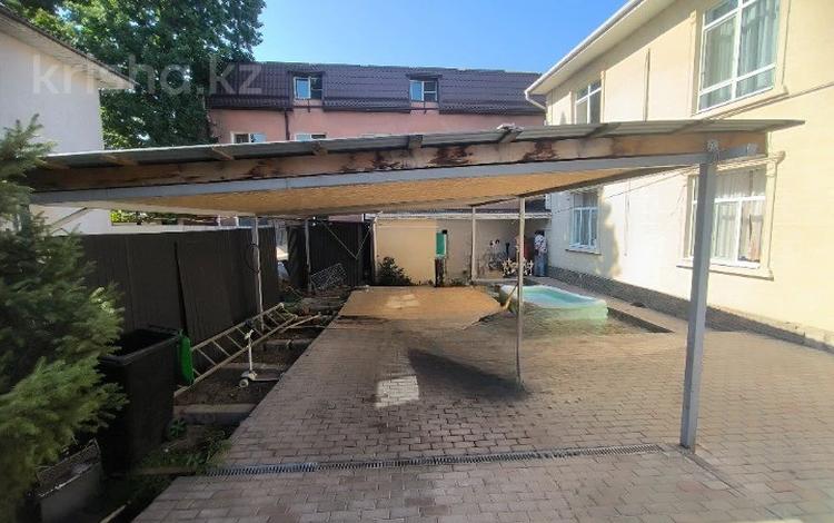 Жеке үй · 8 бөлме · 222 м² · 3.36 жүзд., Средняя, бағасы: 100 млн ₸ в Алматы, Медеуский р-н — фото 36