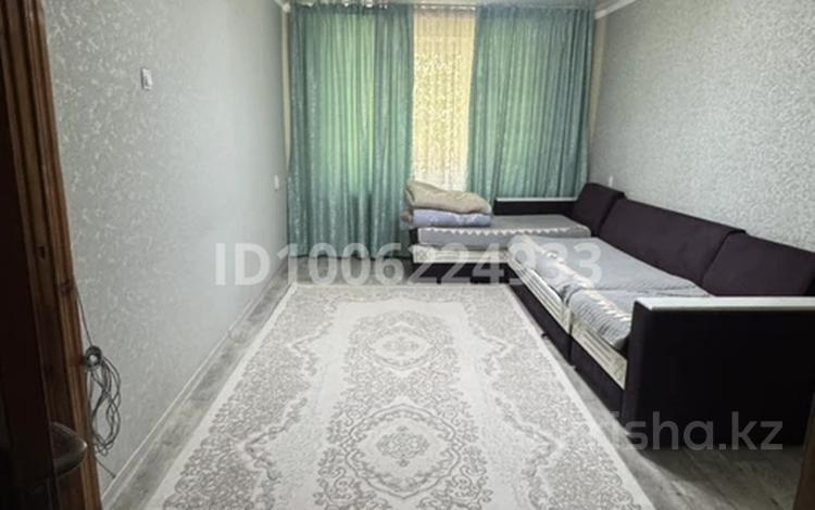 2-комнатная квартира · 52 м² · 1/5 этаж, мкр Аксай-3, Саина 4/1 — Райымбек ( Ташкентская) за 250 000 ₸ в Алматы, Ауэзовский р-н — фото 2