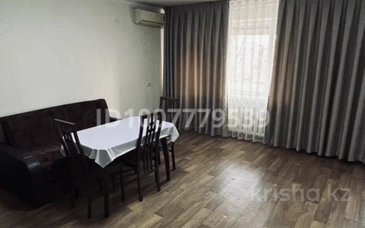 2-бөлмелі пәтер · 50 м² · 3/3 қабат, Толеби 66 8 — Над Евродекор магазин, бағасы: 12 млн ₸ в Кентау — фото 2