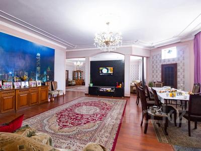 Продажа домов и дачи в Жетысу обл.: Отдельный дом · 5 комнат · 250 м² · 10 сот., Район Еркин 41 за 30 млн 〒 Отдельный дом · 5 комнат · 250 м² · 10 сот., Район Еркин 41 за 30 млн 〒 в Талдыкоргане