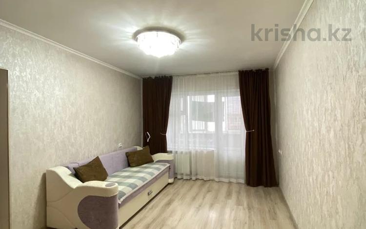 3-комнатная квартира · 53.5 м² · 4/4 этаж, 6-й мкр 12 за 12 млн ₸ в Актау — фото 2
