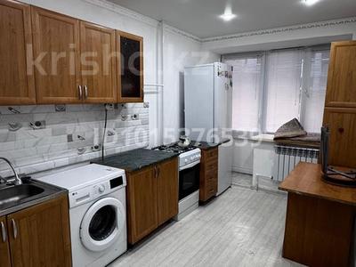 1-бөлмелі пәтер · 40 м², Нұрсая ш/а., Таумуш жумагалиева 14 — Возле рынок Сарайчик, бағасы: 130 000 ₸ в Атырау, мкр Нурсая