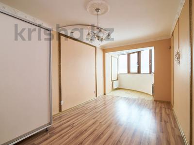 4-комнатная квартира · 170 м² · 8/14 этаж, Тараса Шевченко 8к1 за 59 млн ₸ в Астане, Сарыарка р-н