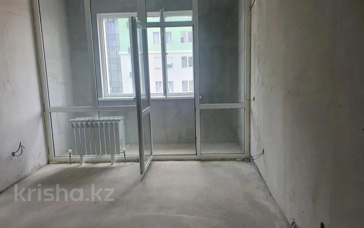 2-комнатная квартира, 70.4 м², 1/7 этаж, мкр Кайрат