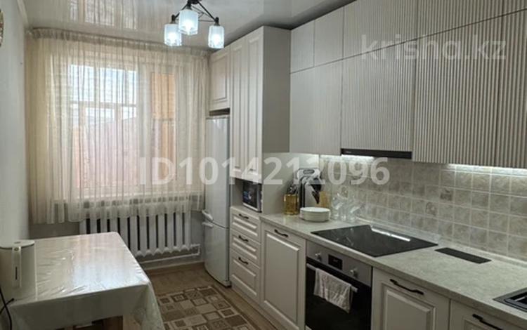 3-комнатная квартира · 68.9 м² · 10/10 этаж, Докучаева 45 за 22 000 ₸ в Семее — фото 15