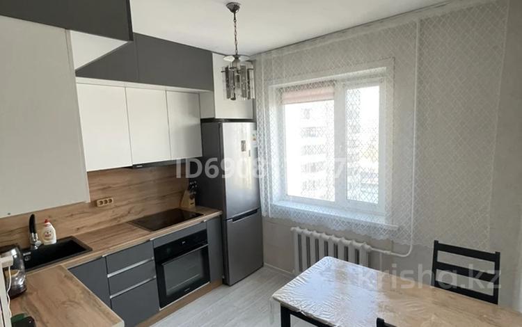 2-комнатная квартира, 50.7 м², 8/10 этаж, Малайсары Батыра 21 за 20 млн 〒 в Павлодаре — фото 2