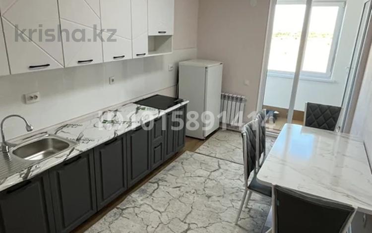 2-комнатная квартира · 62.6 м² · 13/14 этаж, мкр Туран-2, Мұстафа шохай 229/09 за 180 000 ₸ в Шымкенте, Каратауский р-н — фото 2