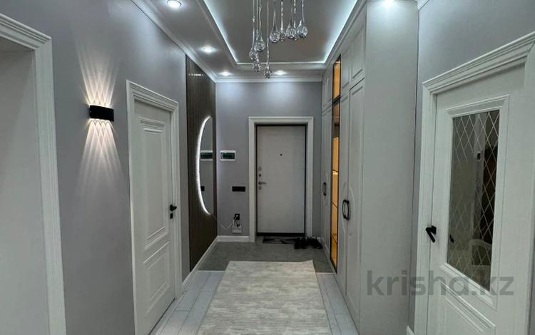 3-комнатная квартира · 100 м² · 5/5 этаж, мкр. Алтын орда за 44 млн ₸ в Актобе — фото 7