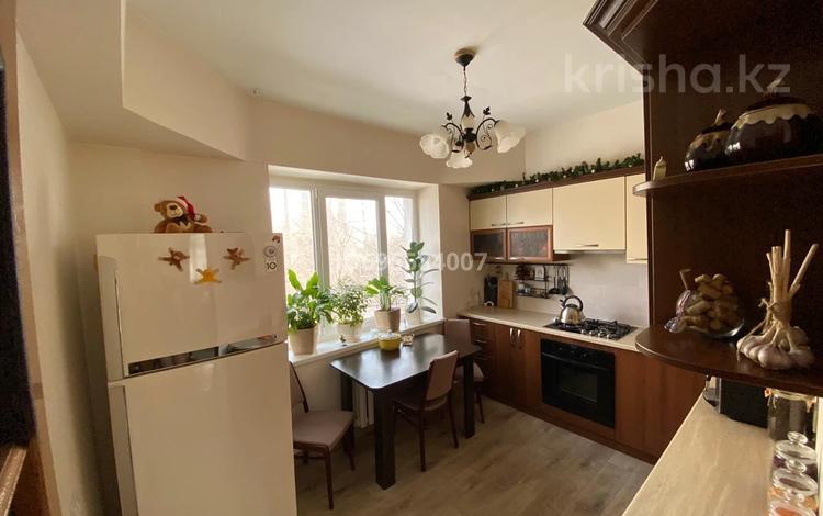 3-комнатная квартира · 70 м² · 3/3 этаж, Райымбека 481 за 39.9 млн 〒 в Алматы, Алатауский р-н — фото 2