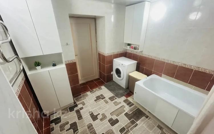 4-комнатная квартира · 76 м² · 2/9 этаж, бурова 24 за 30.5 млн ₸ в Усть-Каменогорске — фото 5
