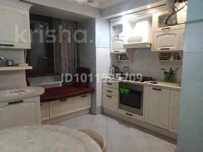 2-комнатная квартира · 53 м² · 5/5 этаж, Толе би 12 — Толе би - Калдаякова за 68.7 млн ₸ в Алматы, Медеуский р-н