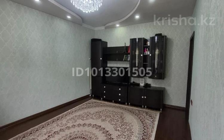 2-бөлмелі пәтер · 53 м² · 2/5 қабат, мкр Казахфильм 31, бағасы: 49 млн ₸ в Алматы, Бостандыкский р-н — фото 2