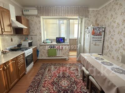 2-комнатная квартира · 91 м² · 4/5 этаж, Просп. Алии Молдагуловой 36Бк4 за 35 млн 〒 в Актобе