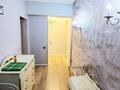 3-комнатная квартира · 75 м² · 5/5 этаж, Богенбай батыр 75 за 400 000 ₸ в Алматы, Медеуский р-н — фото 4