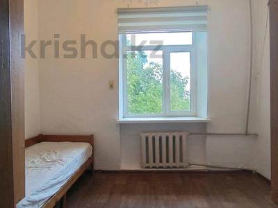 3-бөлмелі пәтер · 57.5 м² · 2/3 қабат, Привокзальная, бағасы: 13.5 млн ₸ в Уральске