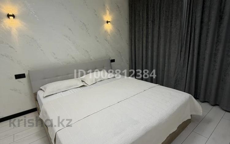 1-бөлмелі пәтер · 42 м² · 10 қабат, мкр Акжайык, К. Толеметова 1, бағасы: 17 000 ₸ в Шымкенте, Абайский р-н — фото 2