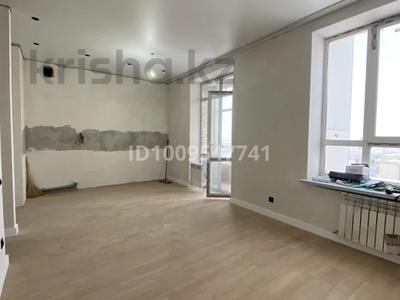 3-бөлмелі пәтер · 66 м² · 8/10 қабат, Муканова 9/3, бағасы: 34 млн ₸ в Караганде, Казыбек би р-н