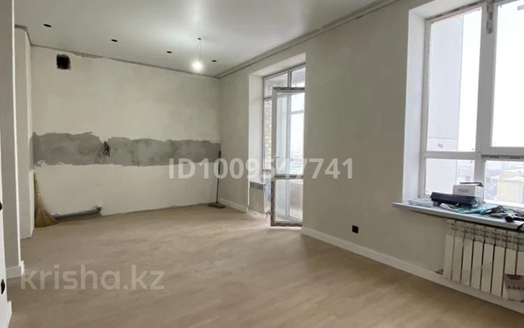 3-бөлмелі пәтер · 66 м² · 8/10 қабат, Муканова 9/3, бағасы: 34 млн ₸ в Караганде, Казыбек би р-н — фото 2