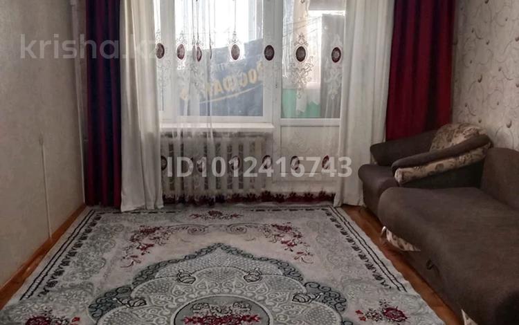 3-бөлмелі пәтер · 60 м² · 4/4 қабат, Ауезова 25 8, бағасы: 12 млн ₸ в Есиль — фото 2