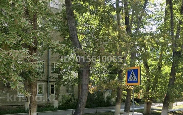 2-бөлмелі пәтер · 42 м² · 2/5 қабат, Желтоксан 40, бағасы: 20 млн ₸ в Астане, Сарыарка р-н — фото 2