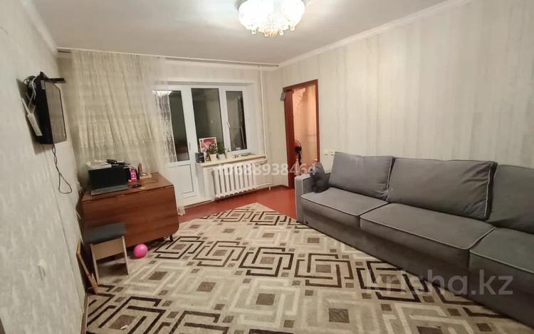 2-комнатная квартира, 36 м², 3/5 этаж, Б.Момышулы 19 — Аксу