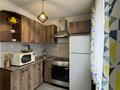 2-бөлмелі пәтер · 45 м² · 1/5 қабат, Мухамеджанова 22 — 2-ой мкр, бағасы: 15 000 ₸ в Балхаше — фото 4