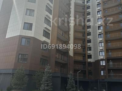 2-комнатная квартира, 42 м², 3/13 этаж, Кабанбай батыра 252 за 42 млн 〒 в Алматы, Алмалинский р-н