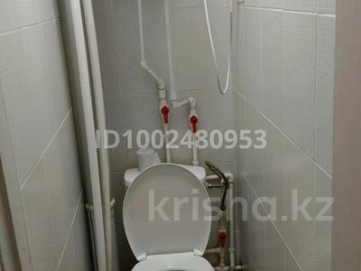 1-комнатная квартира · 30 м² · 3/5 этаж, мкр Юго-Восток, Мкр Юго-Восток, 30й микрорайон Рыскулова 21 за 14.5 млн 〒 в Караганде, Казыбек би р-н