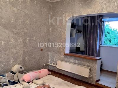 2-бөлмелі пәтер · 55 м² · 5/5 қабат, мкр Аксай-3А 47, бағасы: 250 000 ₸ в Алматы, Ауэзовский р-н