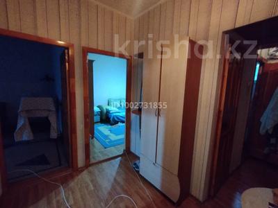 2-комнатная квартира · 54 м² · 3/5 этаж, Водник 3 91 за 20 млн 〒 в Боралдае (Бурундай), мкр Водник-3