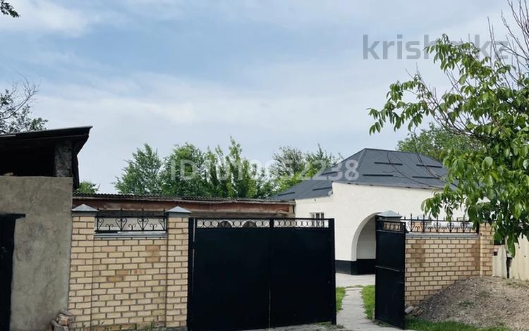 Жеке үй · 9 бөлме · 180 м² · 8 сот., Тупик Байзакова 1а, бағасы: 25 млн ₸ в Кордае — фото 102