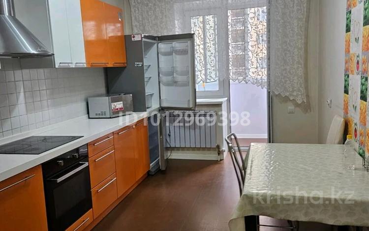 2-бөлмелі пәтер · 67 м² · 5/12 қабат, Айнаколь 60, бағасы: 300 000 ₸ в Астане, Алматы р-н — фото 2
