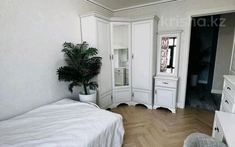 4-бөлмелі пәтер · 155 м² · 17/22 қабат, Аскарова 8, бағасы: 155 млн ₸ в Алматы, Ауэзовский р-н — фото 2