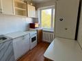 2-комнатная квартира · 48 м² · 5/5 этаж, мкр Юго-Восток, 27й микрорайон 27 за 15 млн ₸ в Караганде, Казыбек би р-н — фото 3