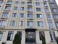 2-комнатная квартира, 58 м², 7/15 этаж помесячно, Райымбека 210/12 — Ауэзова за 300 000 〒 в Алматы, Алмалинский р-н — фото 12