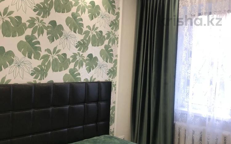 2-комнатная квартира · 48 м² · 2/5 этаж, Абдирова 14 за 12 000 〒 в Караганде, Казыбек би р-н — фото 3