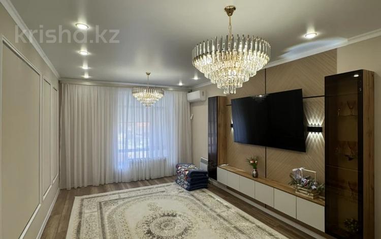 3-бөлмелі пәтер · 100 м² · 3/5 қабат, Алтын орда ш/а., Саздинское Лесничество 228/5, бағасы: 44 млн ₸ в Актобе, мкр. Алтын орда — фото 2