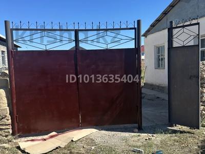 Отдельный дом · 4 комнаты · 160 м² · 12 сот., ул. Аккемер 13 за 13.5 млн ₸ в Туркестане