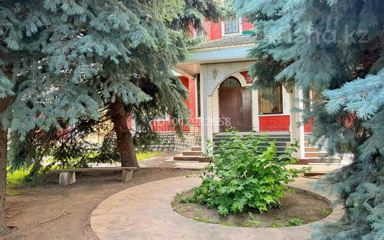 Отдельный дом · 12 комнат · 680.5 м² · 17 сот., мкр Коктобе, Кыз Жибек 138 138 за 470 млн ₸ в Алматы, Медеуский р-н — фото 2