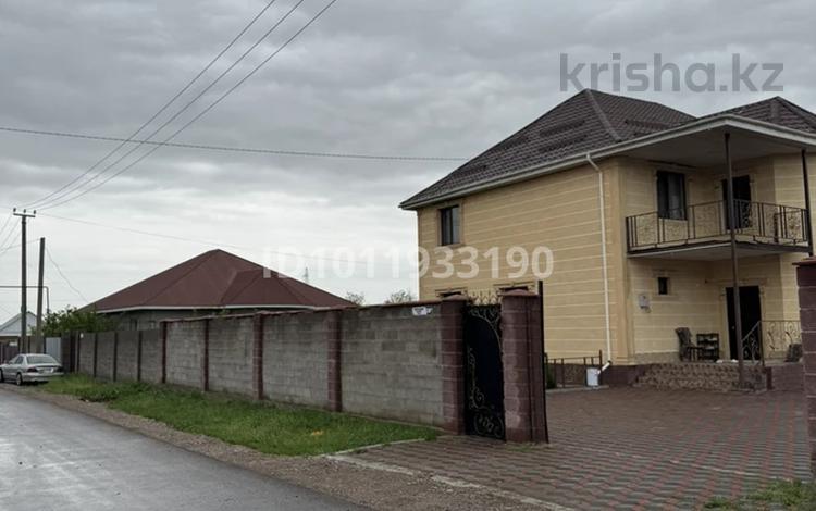 Отдельный дом · 8 комнат · 222 м² · 8 сот., ул. Наурызбай батыра 136Б за 70 млн ₸ в Узынагаш — фото 2