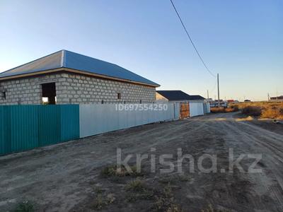 Дача · 2 комнаты · 120 м² · 12 сот., мкр Кайнар, 4 за 8 млн 〒 в Атырау