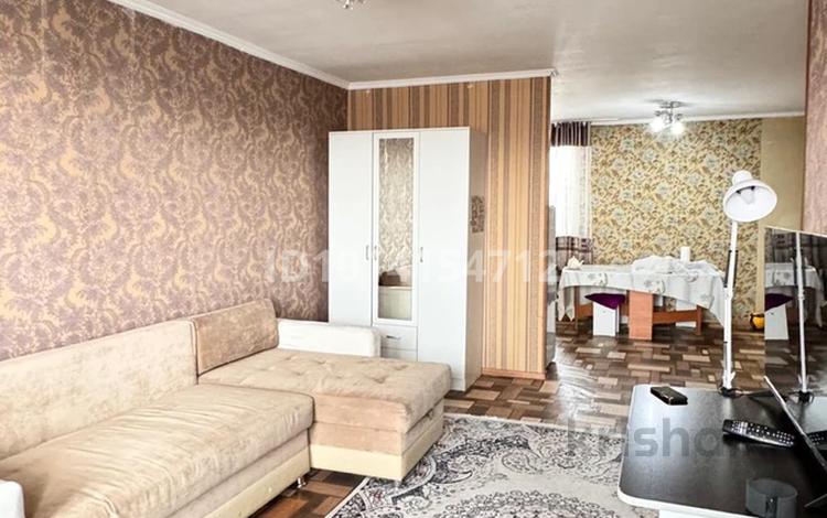 2-бөлмелі пәтер · 56.7 м² · 4/6 қабат, Бажова 347/3, бағасы: 18.5 млн ₸ в Усть-Каменогорске — фото 2