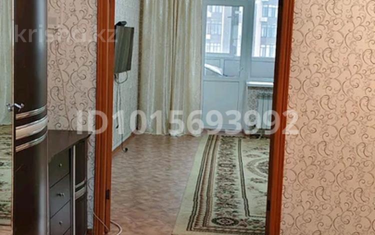 1-бөлмелі пәтер · 48.9 м² · 5/5 қабат, Нұрсая ш/а., Таумыш Жумагалиева 21, бағасы: 140 000 ₸ в Атырау, мкр Нурсая — фото 2