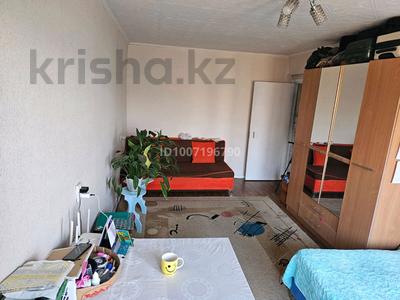 1-комнатная квартира · 33.2 м² · 1/5 этаж, Дачная 1 за 6.5 млн ₸ в Усть-Каменогорске