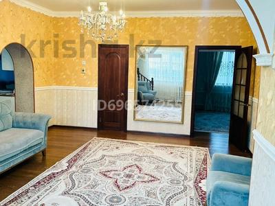 Жеке үй · 5 бөлме · 240 м² · 10 сот., мкр Жеруйык, Магжан Жумабаева, бағасы: 39 млн ₸ в Атырау