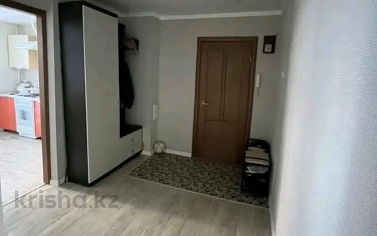 2-бөлмелі пәтер · 54 м² · 3/5 қабат, Молдагуловой 8 к 1, бағасы: 18 млн ₸ в Актобе — фото 2