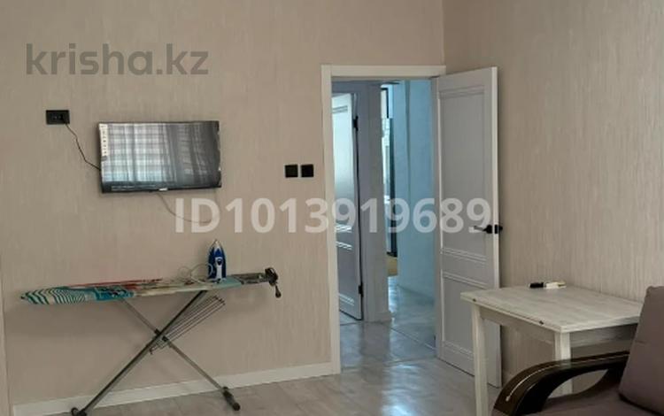 2-комнатная квартира · 54 м² · 4/5 этаж, 13-й мкр 36 за 20 000 ₸ в Актау — фото 3