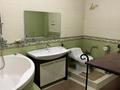 3-бөлмелі пәтер · 90 м² · 2/5 қабат, Карасу ш/а, Республики 25, бағасы: 35 млн ₸ в Шымкенте, Аль-Фарабийский р-н — фото 12